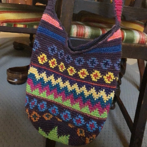 Boho style knit purse - Picture 1 of 3